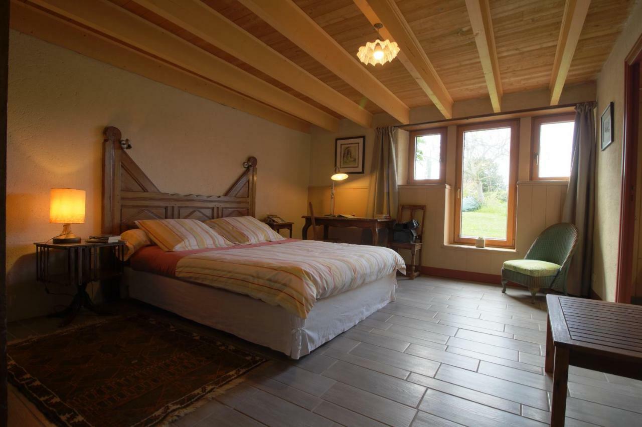 Chambres D'Hotes Du Vent Solaire Plozevet ภายนอก รูปภาพ